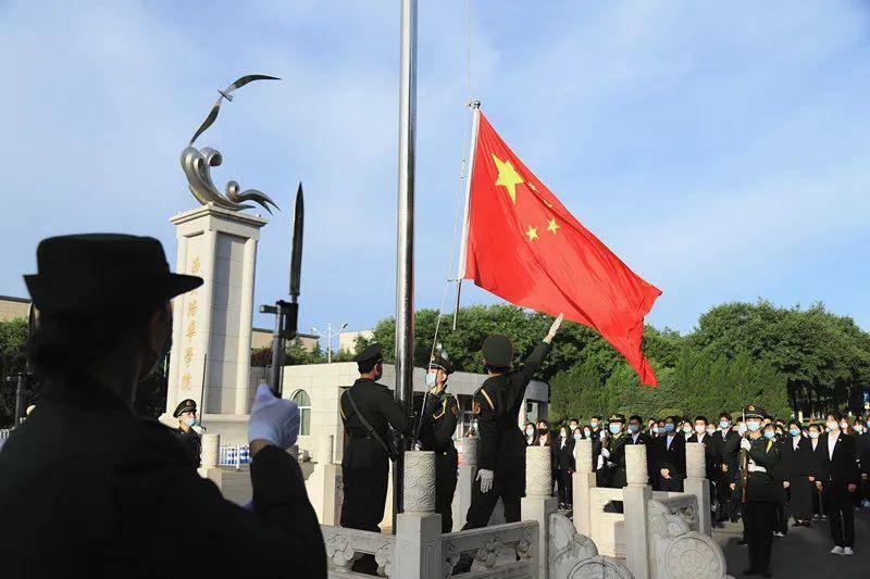 男朋友聊天一直扣6有病吗?-用问与答串联思维,开启智慧之旅。